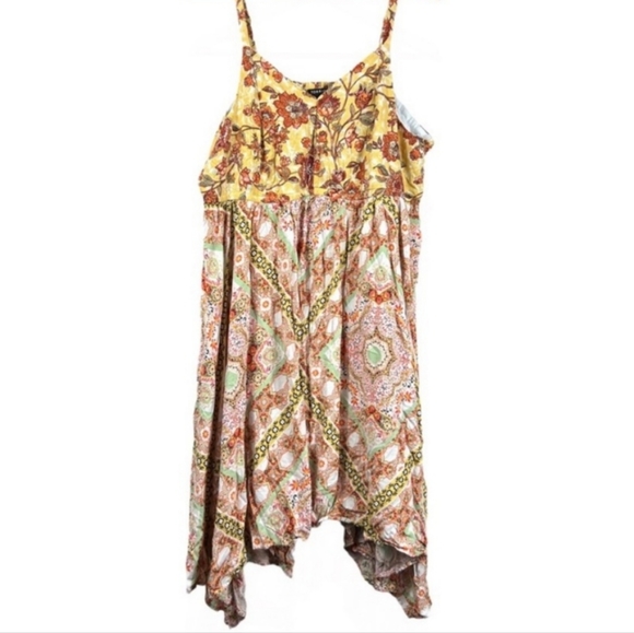 Torrid Midi Challis Handkerchief Dress Size 3X - Picture 2 of 5